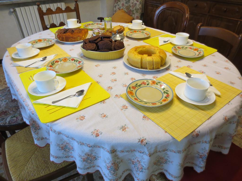 Casa Giordano Bed & Breakfast Mombello Monferrato ภายนอก รูปภาพ