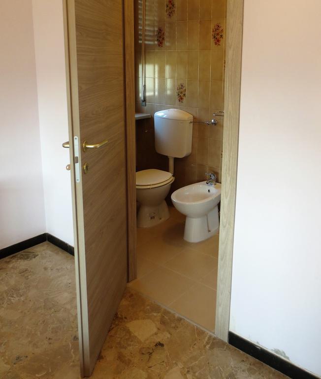 Casa Giordano Bed & Breakfast Mombello Monferrato ภายนอก รูปภาพ