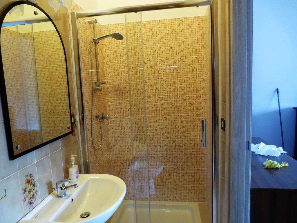 Casa Giordano Bed & Breakfast Mombello Monferrato ภายนอก รูปภาพ